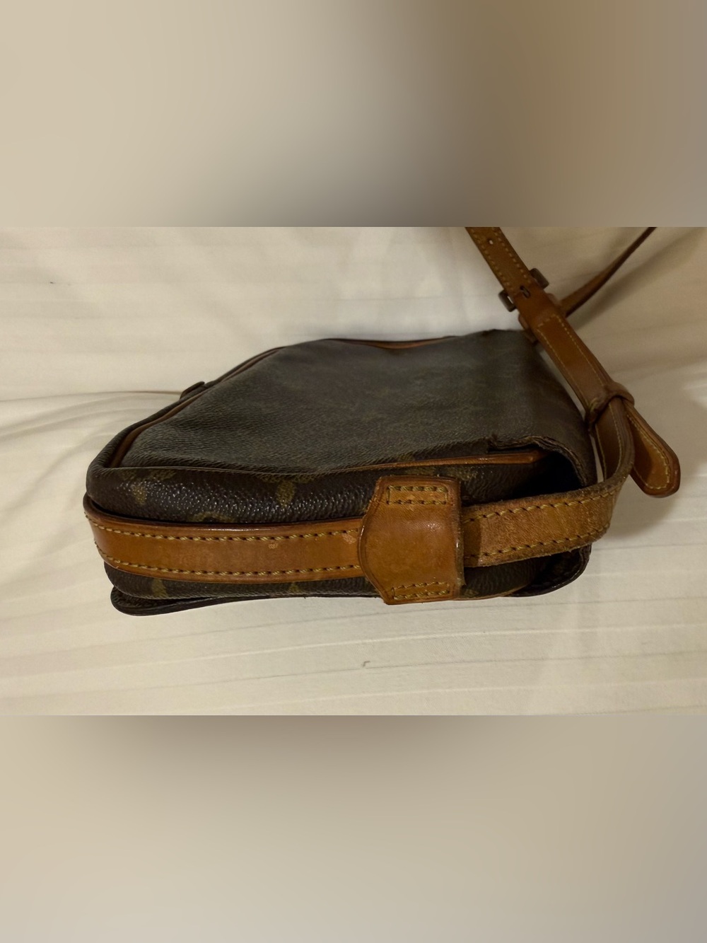 Louis Vuitton St Germain handbag - Picture 6 of 11